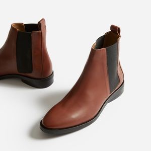 Everlane Chelsea Boot